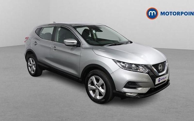 Used Nissan Qashqai Acenta Premium 116 HP (85 kW) 2019 Silver SUV
