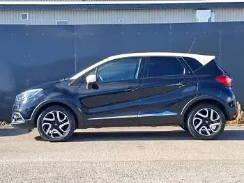 Used Renault Captur Dynamique 90 HP (66 kW) 2015 Black SUV