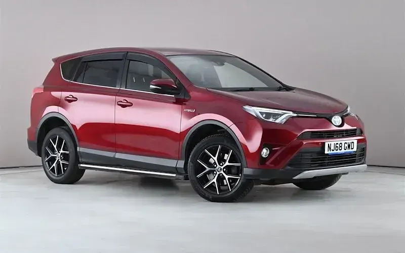 Usado Toyota RAV4 Design 197 CV (144 kW) 2018 SUV