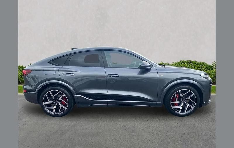 Used Audi Q6 e-tron Advanced 280 kW (382 HP) 2025 Grey SUV