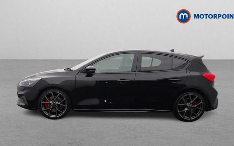 Used Ford Focus ST 280 HP (205 kW) 2020 Black Hatchback