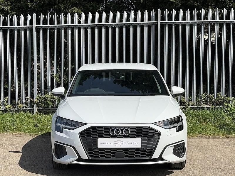 Used Audi A3 Business 150 HP (110 kW) 2020 White Sedan