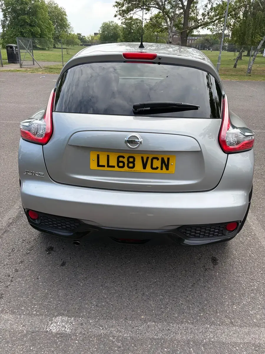 Używany Nissan Juke 2018 Srebrny SUV