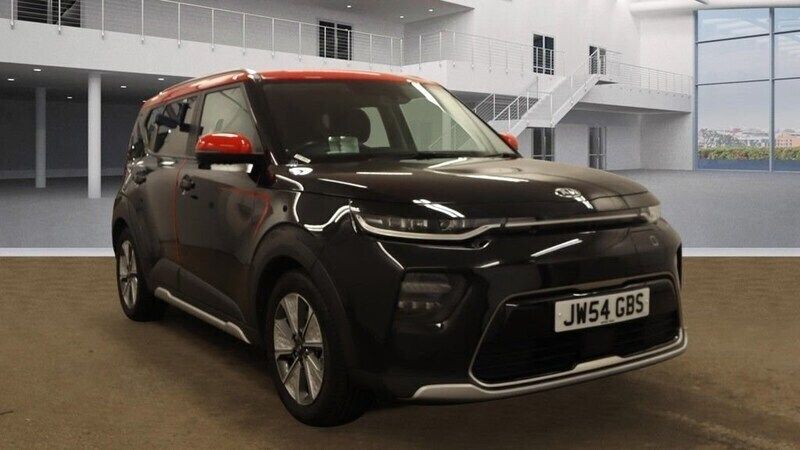 Black Used 2020 Kia Soul EV 2 SUV | £14,999 (Fair price) - Image 1/4