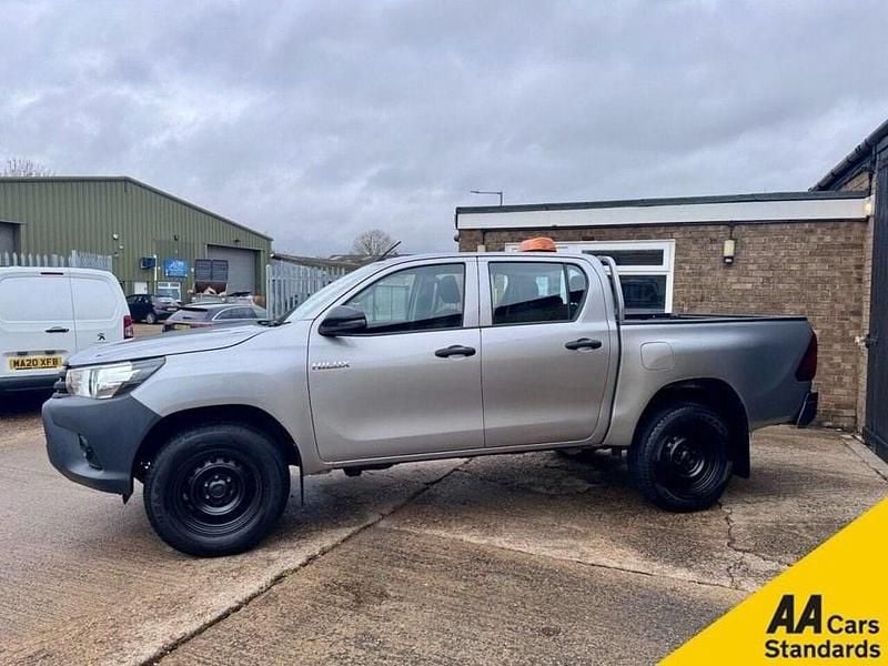Used Toyota HiLux Active 2020 Silver Pickup