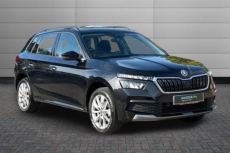 Brilliant silver Used 2022 Skoda Kamiq SE SUV | £14,900 (Fair price) - Image 1/3