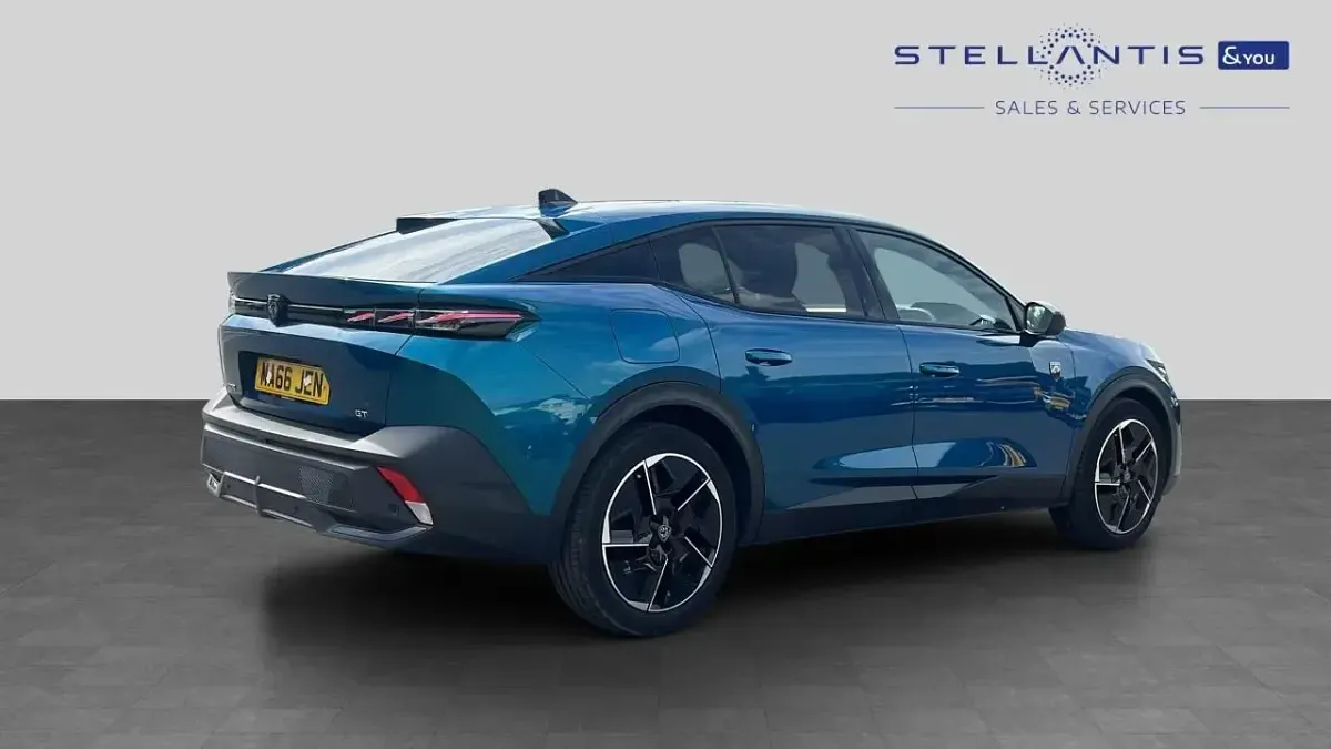 Used Peugeot 408 GT 129 HP (94 kW) 2023 Blue SUV