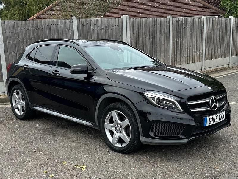 Black Used 2015 Mercedes GLA220 AMG line SUV | £5,500 (Super price) - Image 1/4