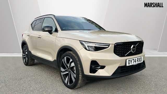 Other Used 2024 Volvo XC40 Plus SUV | £27,780 (Good price) - Image 1/3