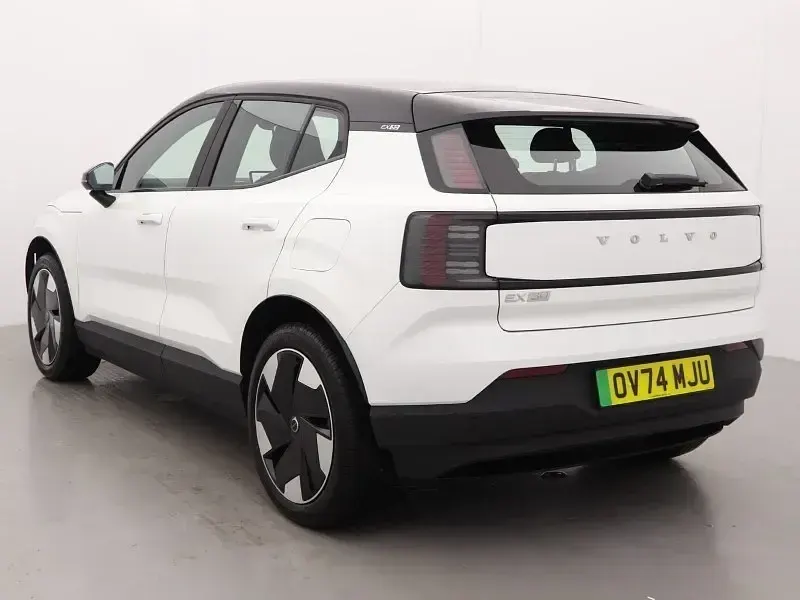 Usado Volvo EX30 Plus 200 kW (272 CV) 2024 Blanco SUV