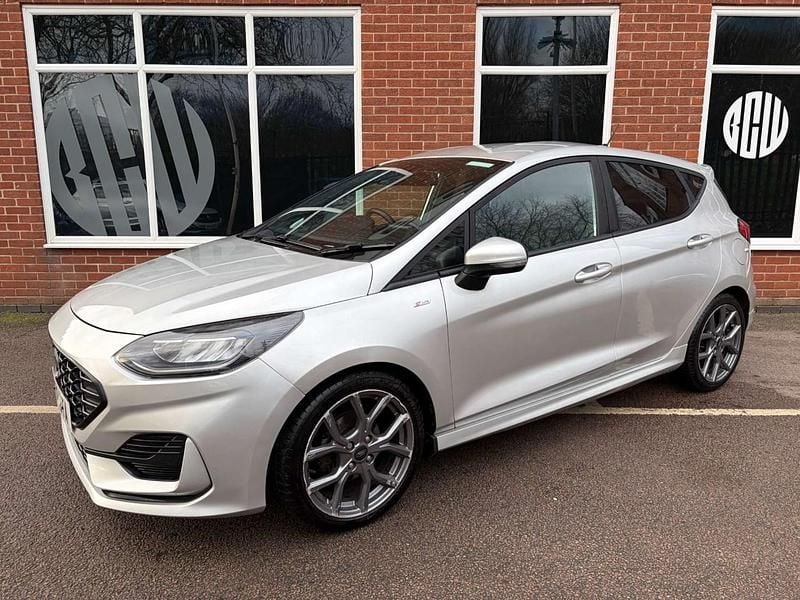 Used Ford Fiesta ST-Line 125 HP (91 kW) 2022 Silver Hatchback