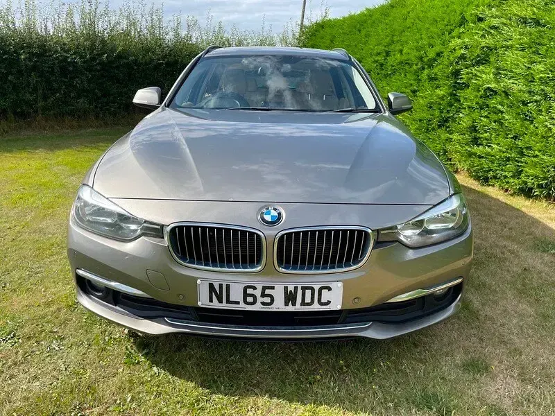 Used BMW 320 Luxury Line 187 HP (137 kW) 2015 Bronze Estate