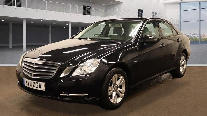 Used Mercedes E250 SE 2011 Black Sedan