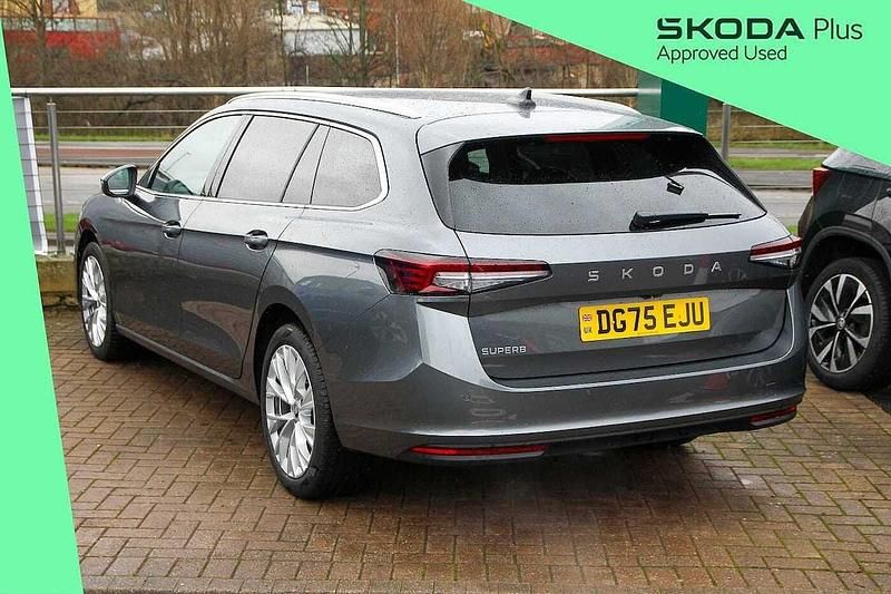 Used Skoda Superb SE L 150 HP (110 kW) 2025 Graphite grey metallic Estate