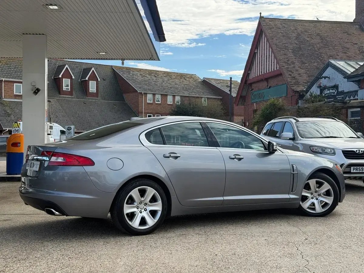 Used Jaguar XF Premium Luxury 207 HP (152 kW) 2008 Grey Sedan