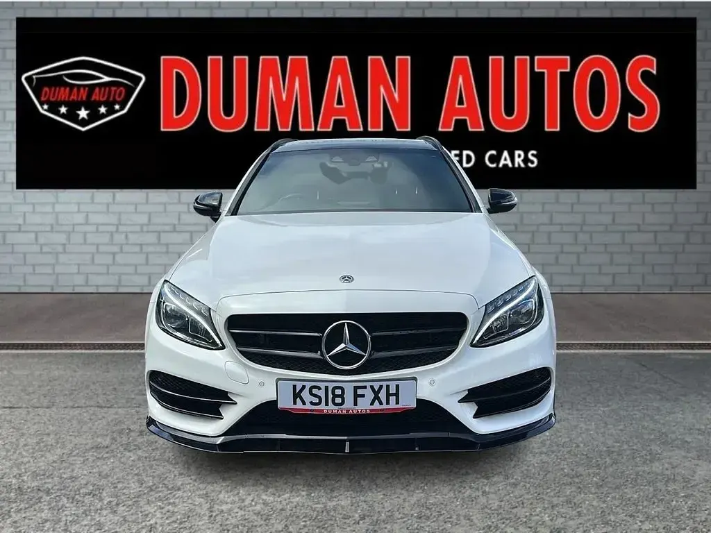 Used Mercedes C250 AMG line 2018 White Estate