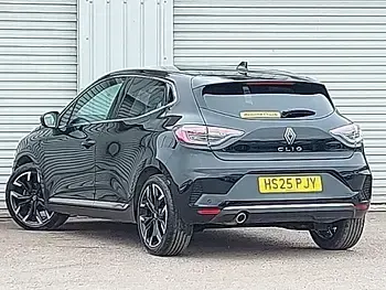 Used Renault Clio Techno 90 HP (66 kW) 2025 Black Hatchback