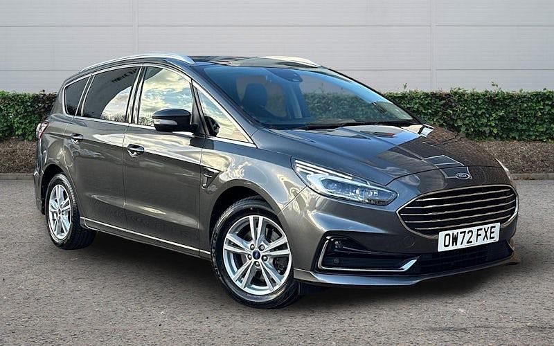 Used Ford S-MAX Titanium 190 HP (139 kW) 2022 Grey MPV