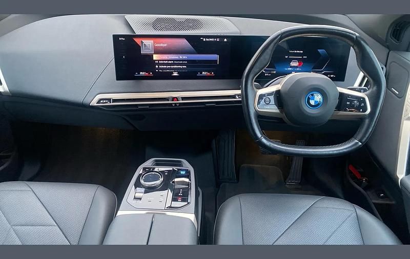 Used BMW iX M Sport 384 kW (523 HP) 2023 White SUV