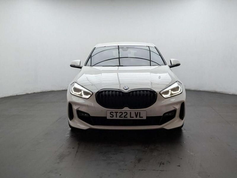 Used BMW 118 M Sport 136 HP (100 kW) 2022 White Hatchback