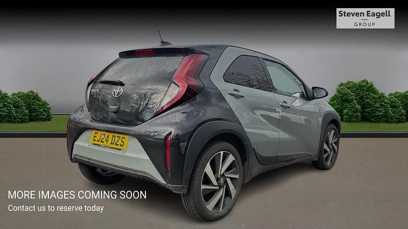 Used Toyota Aygo X 2024 Green SUV