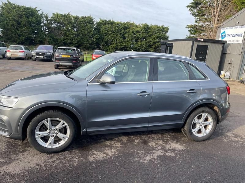 Used Audi Q3 Design 150 HP (110 kW) 2016 Grey SUV