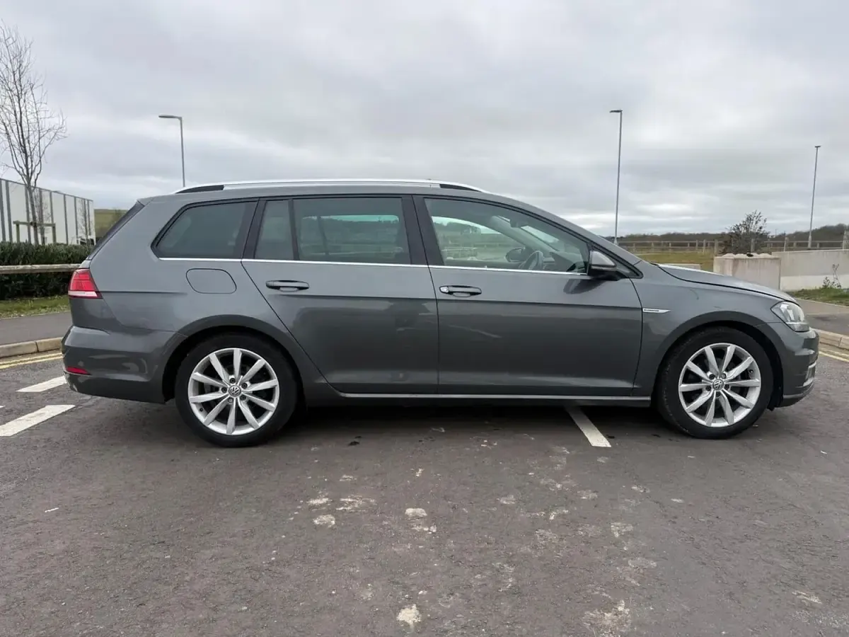 Used VW Golf VII GT 130 HP (95 kW) 2018 Grey Estate
