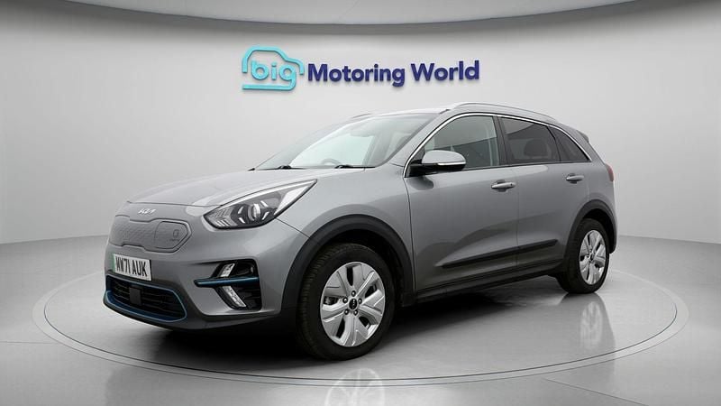 Used Kia e-Niro 147 kW (201 HP) 2022 SUV