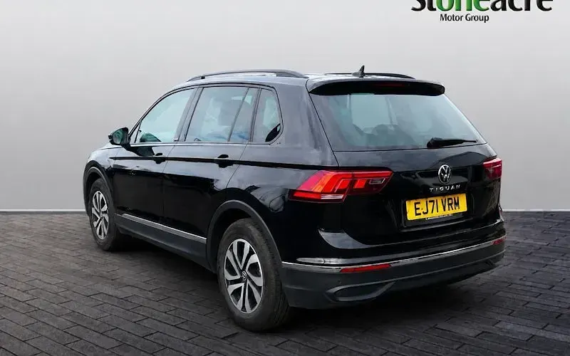 Used VW Tiguan Active 150 HP (110 kW) 2021 Black SUV