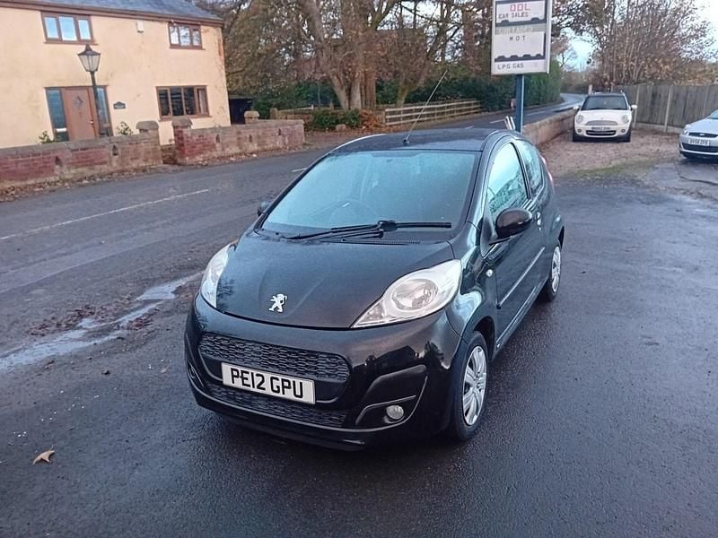 Black Used 2012 Peugeot 107 Active Hatchback | £3,095 (Fair price) - Image 1/4