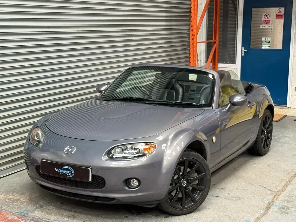 Used Mazda MX5 Inclusive 161 HP (118 kW) 2009 Grey Cabriolet