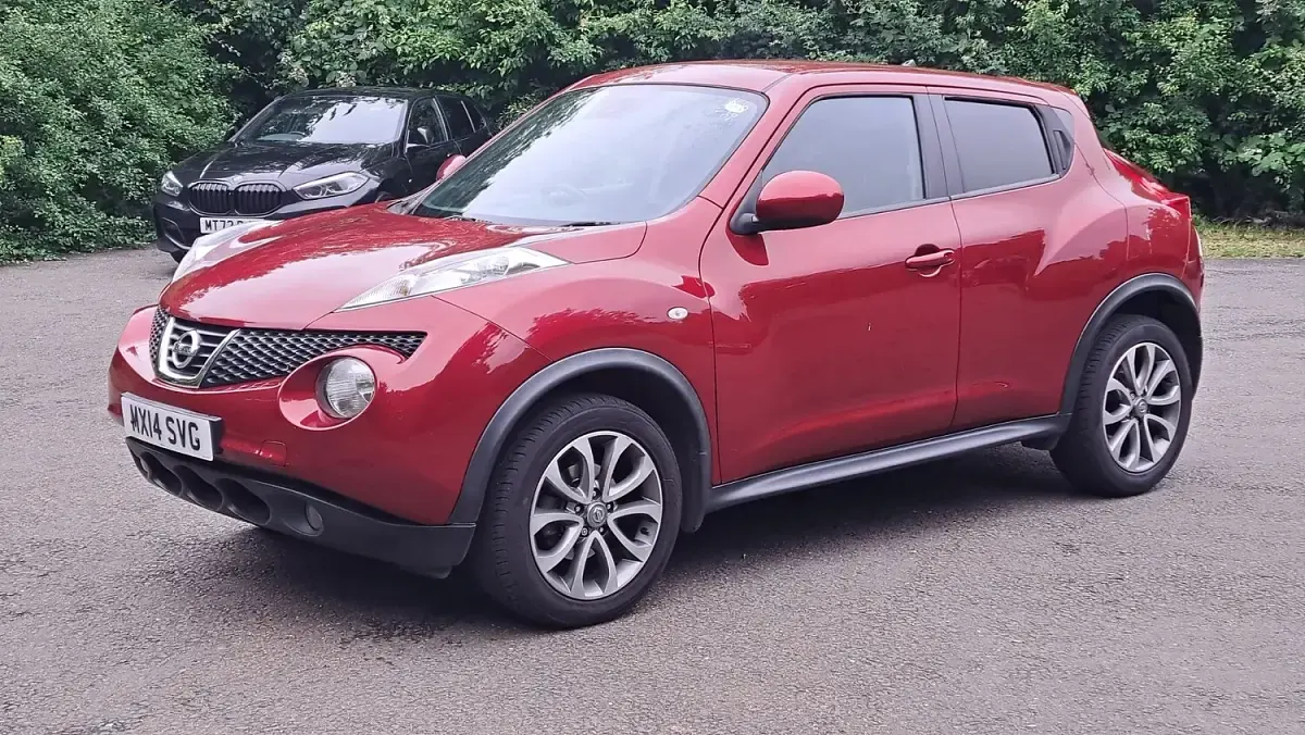 Used Nissan Juke Tekna 117 HP (86 kW) 2014 Red SUV