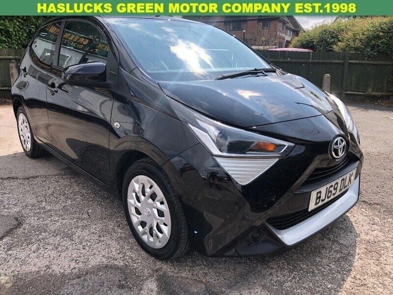 Black Used 2019 Toyota Aygo X-play Hatchback | £8,499 (Fair price) - Image 1/3