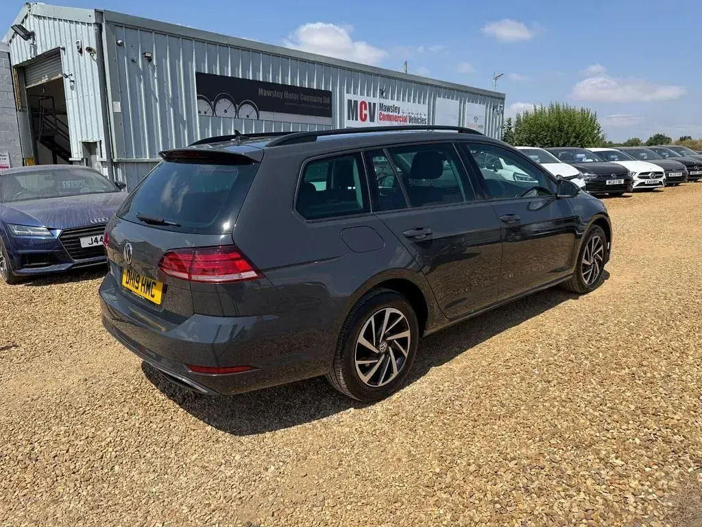 Used VW Golf VII Match 115 HP (84 kW) 2019 Grey Estate