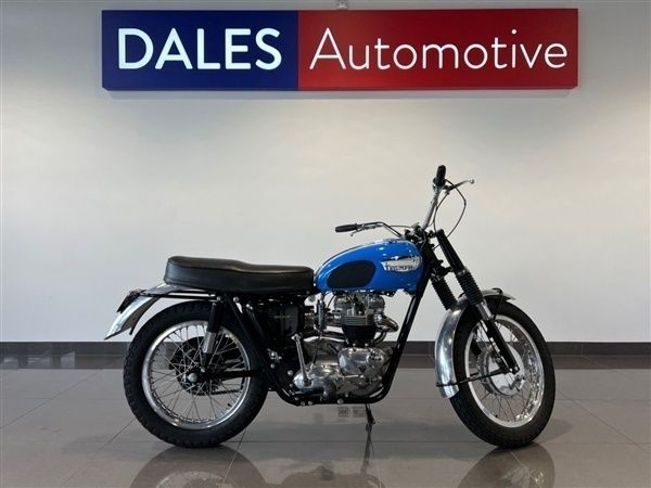 Blue black Used 2018 Triumph TR6 | £13,995 - Image 1/1