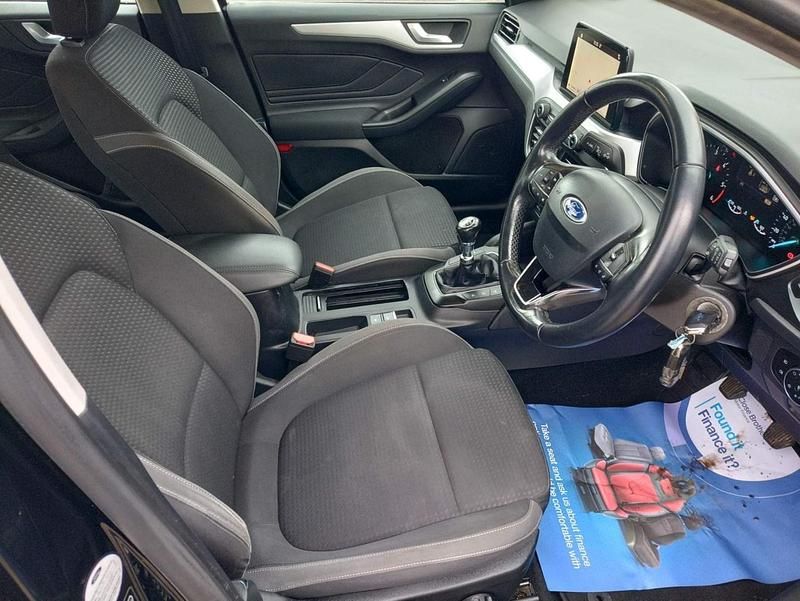 Used Ford Focus Zetec 120 HP (88 kW) 2018 Black Estate