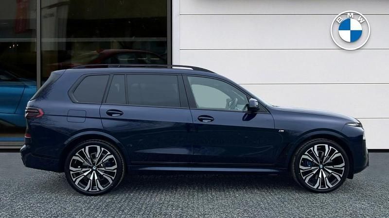 Used BMW X7 M Sport 347 HP (255 kW) 2025 Blue SUV