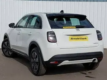 New Fiat 600 100 HP (73 kW) 2026 Pastel  white SUV