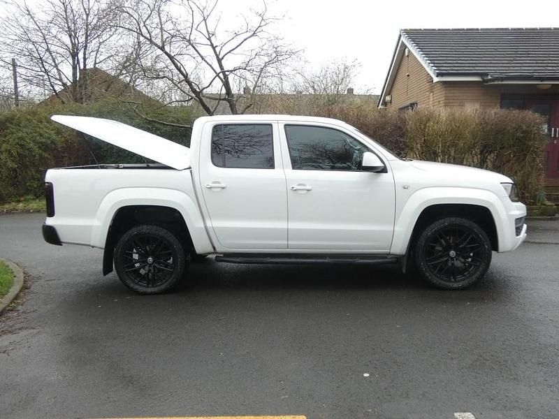 Used VW Amarok Trendline 2019 White Pickup