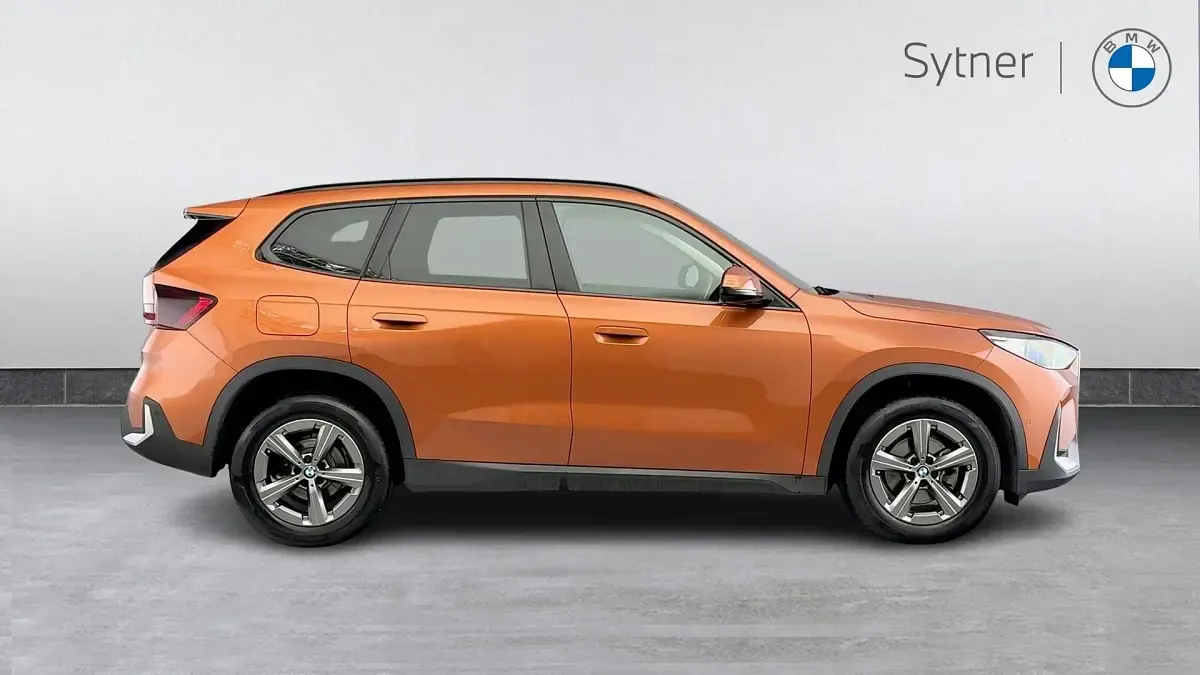 Used BMW X1 Sport Line 148 HP (108 kW) 2024 Orange SUV