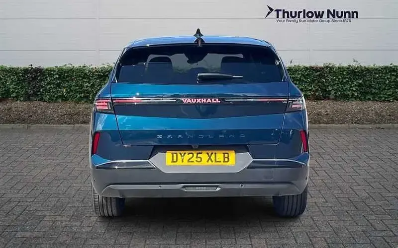 Used Vauxhall Grandland X Ultimate 136 HP (100 kW) 2024 Blue SUV