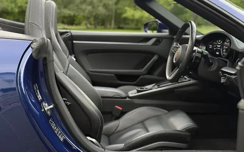 Used Porsche 992 450 HP (330 kW) 2019 Blue Cabriolet