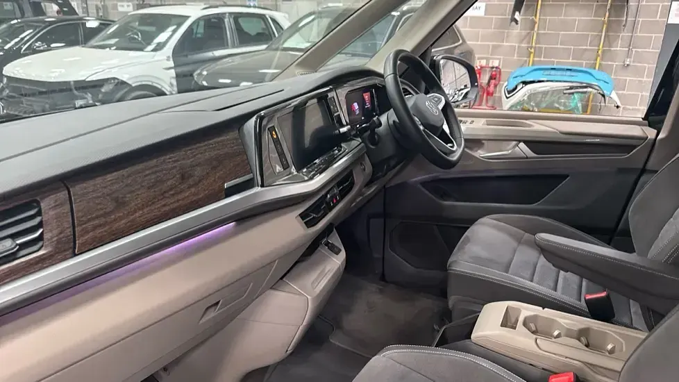 Used VW Multivan Style 218 HP (160 kW) 2022 Black/red MPV