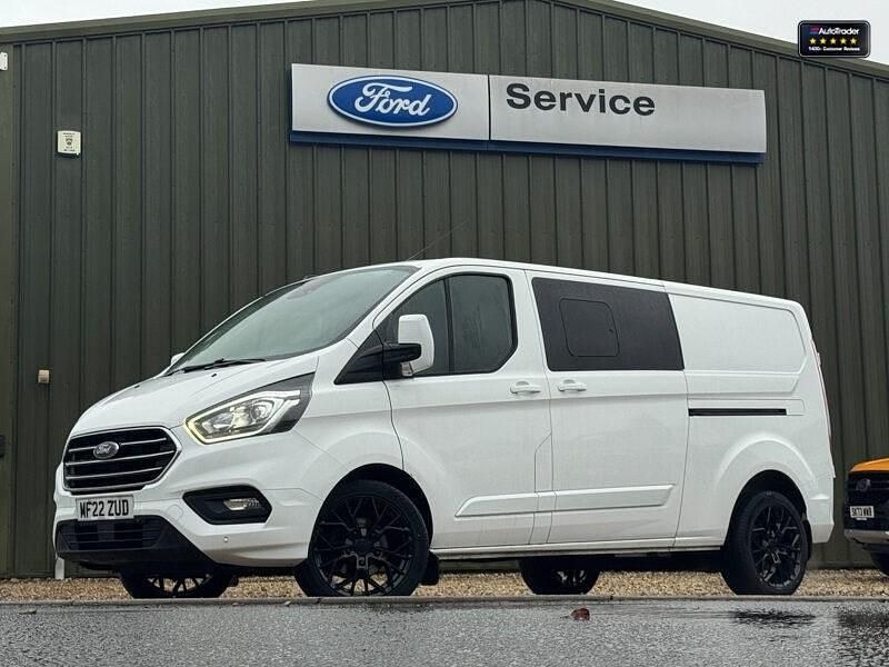 Used Ford Transit Custom Limited 185 HP (136 kW) 2022 White Van
