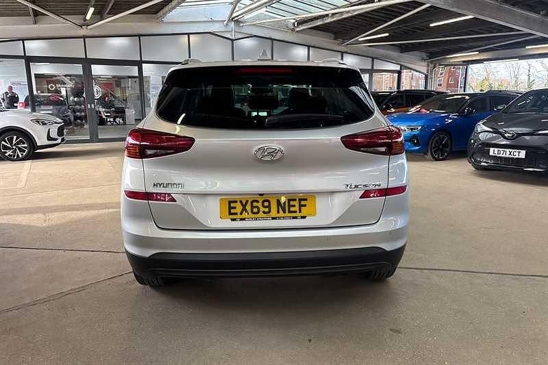 Used Hyundai Tucson SE 2019 Silver SUV