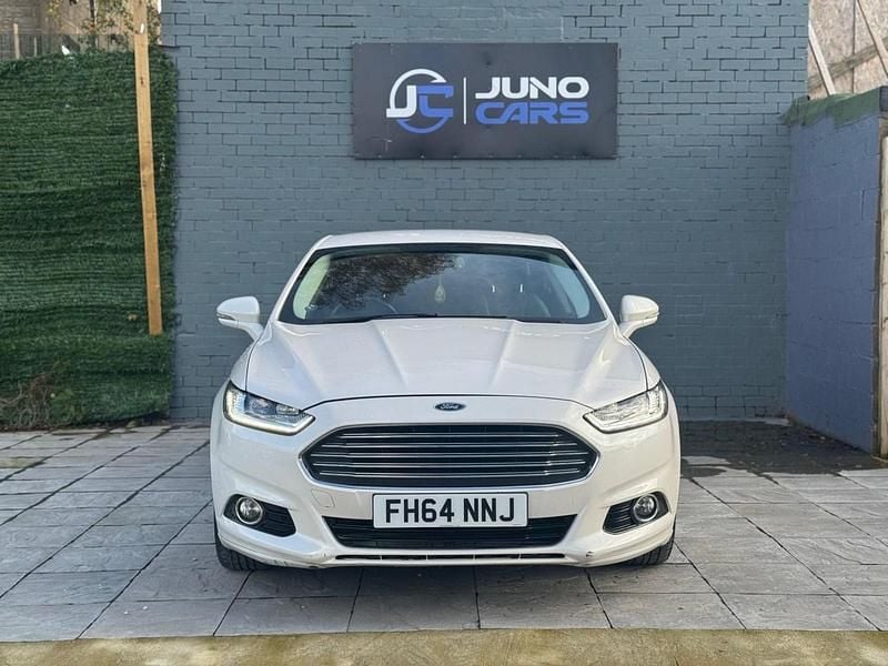 White Used 2015 Ford Mondeo Titanium Hatchback | £3,500 (Fair price) - Image 1/4