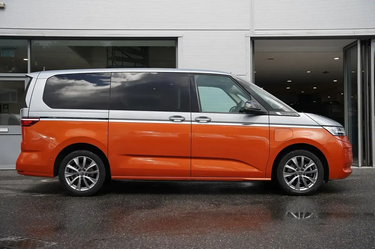 Used VW Multivan Energetic 218 HP (160 kW) 2022 Silver MPV