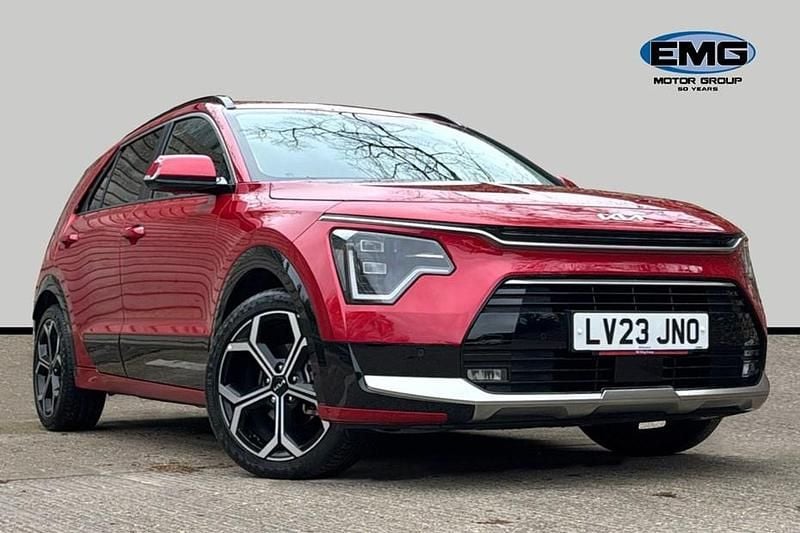 Used Kia Niro 139 HP (102 kW) 2023 Red SUV