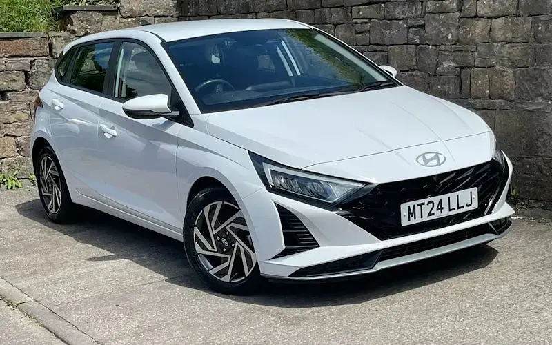 Used Hyundai i20 Advanced 101 HP (74 kW) 2024 Hatchback