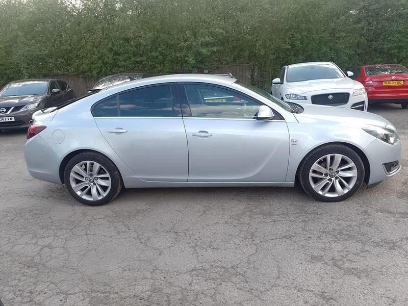 Used Vauxhall Insignia SRi 170 HP (125 kW) 2016 Silver Hatchback